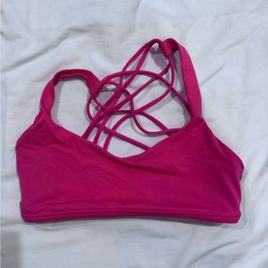 Lululemon lipgloss free to be wild bra size 6